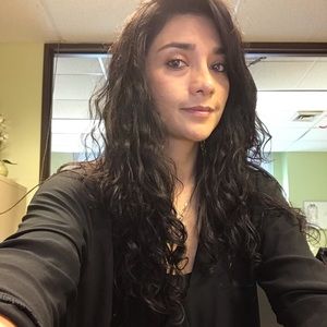 Meet your Posher, Jael